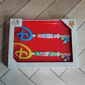 Disney Pixar Toy Story 4 Collectible Key Set - Forky and Karen Beverly